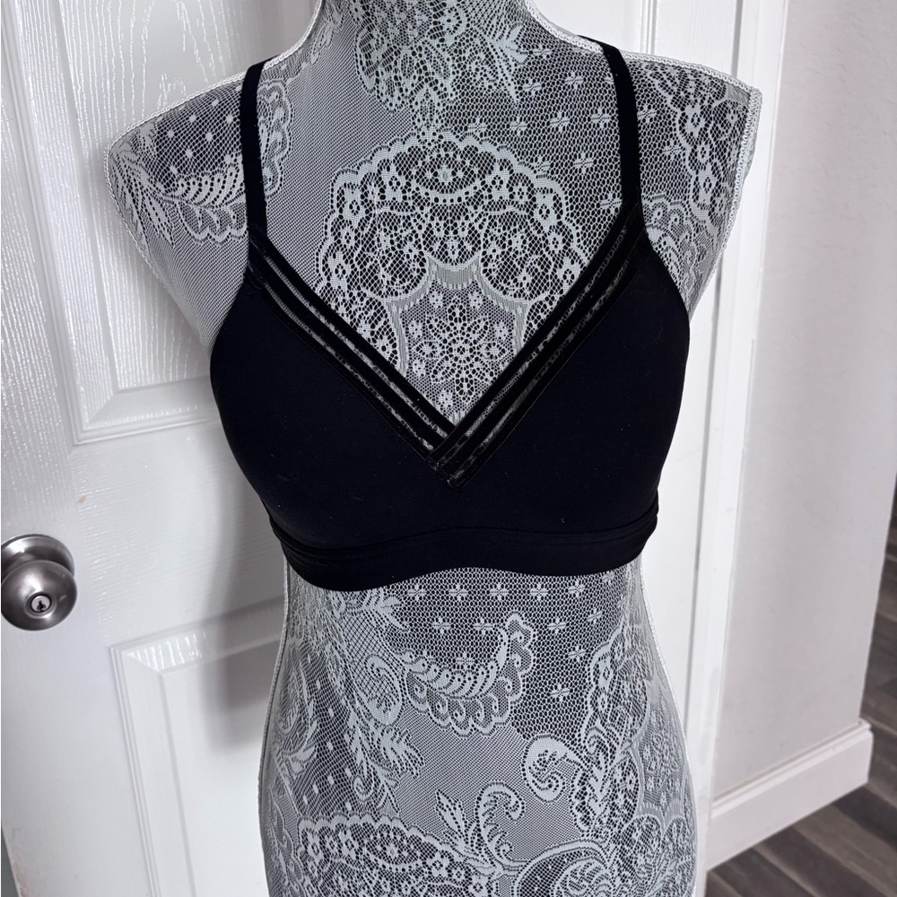 ATHLETA SPORTS BRA SZ XS